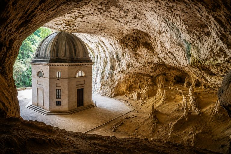Grotte di Frasassi — de grootste grotten van Europa