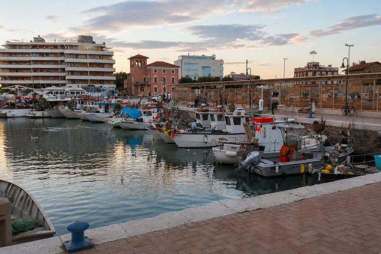 Haven en Marzocca bij Senigallia